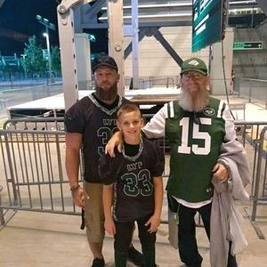 Meet your Posher, Tj